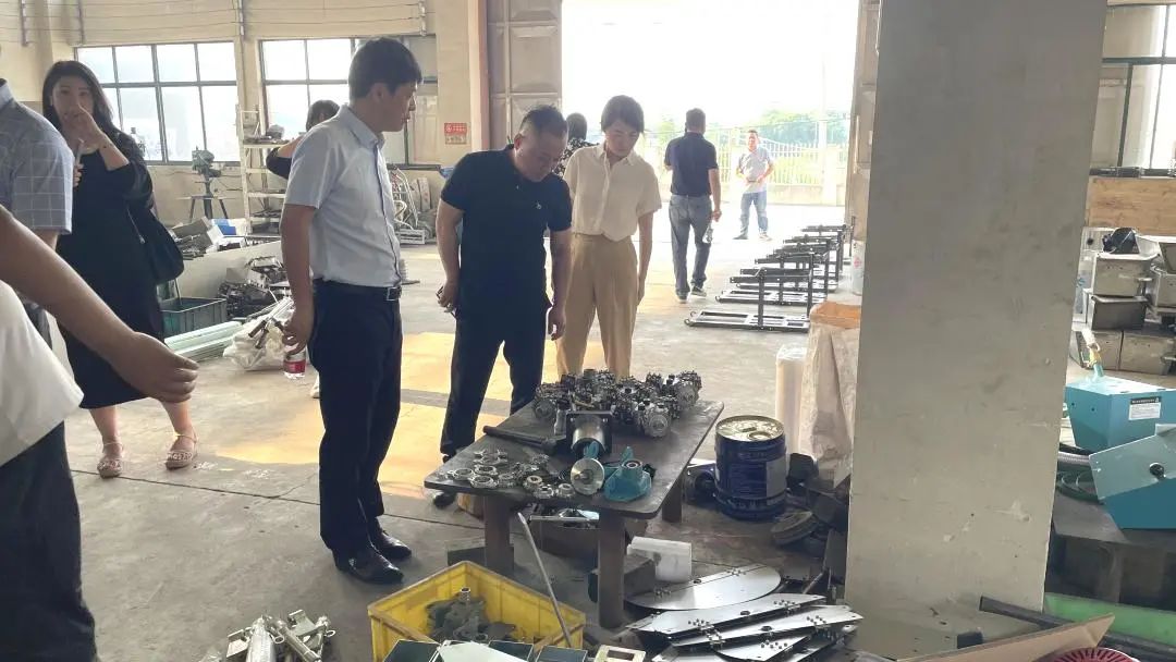 视察3.jpg